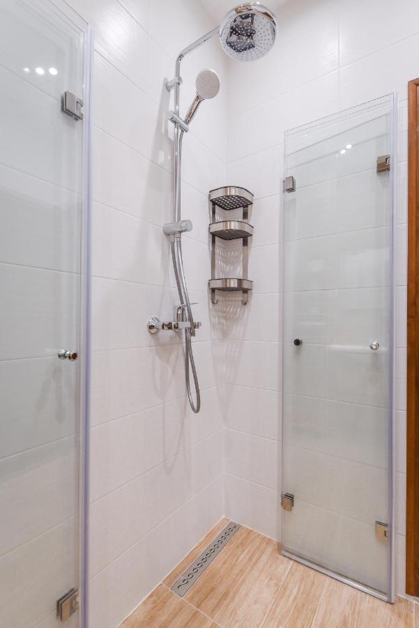 דירות סופיה Cosy & Renovated 2Bd Flat Near Vitoshka By Flat Mаnager מראה חיצוני תמונה